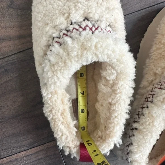 UGG WOMEN TAZZ UGG BRAID NATURAL SUEDE PLATFORM SHOES US 6-6.5 - Picture 13 of 14